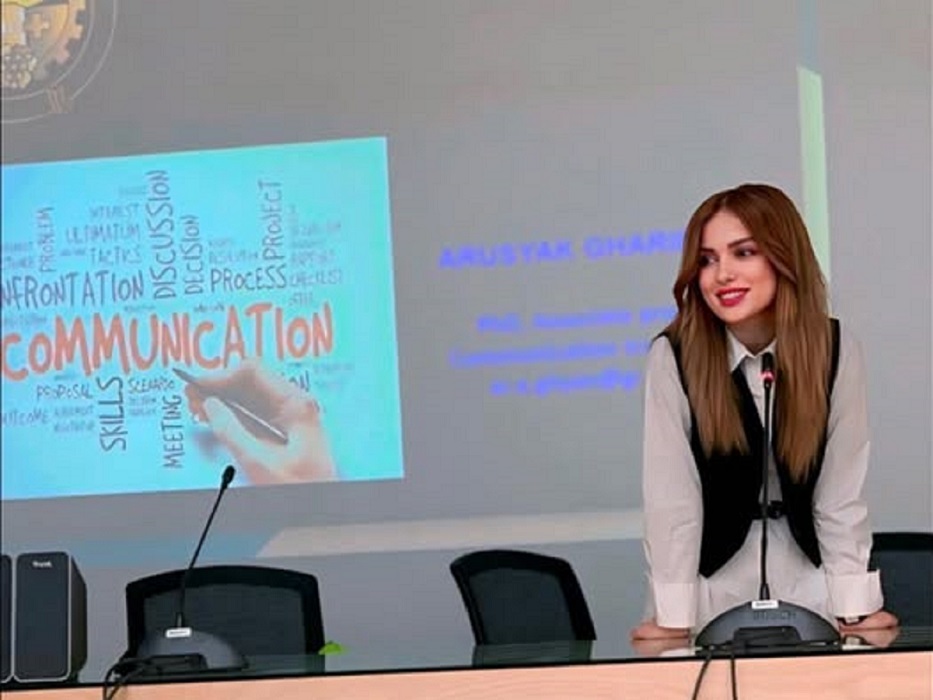 Արուսյակ Ղարիբյանը կանցկացնի Ինքնաներկայացում կրթական մոդուլի վերապատրաստում
