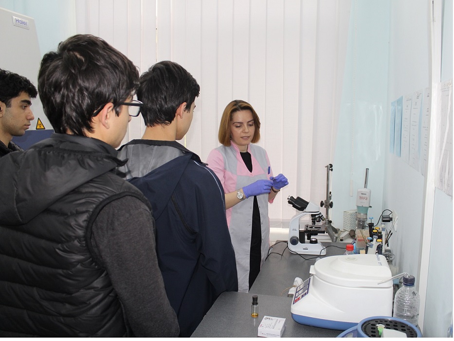 «Այբ» դպրոցի տասներորդցիները մեծապես տպավորեցին Ագրարային համալսարան իրենց այցելության ժամանակ
