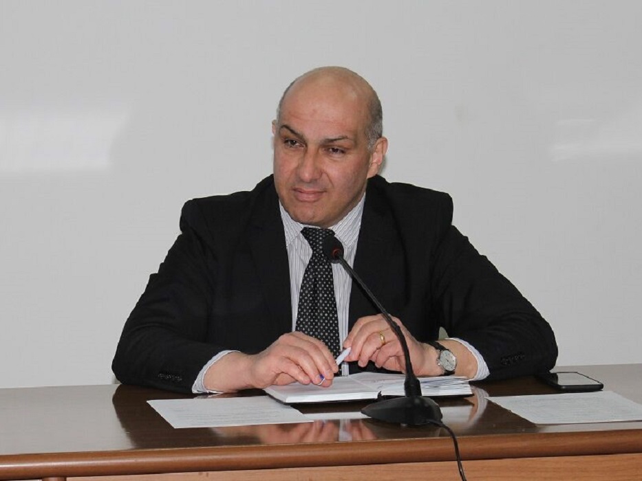 (Հայերեն) ՀԱԱՀ ռեկտոր Հրաչյա Զաքոյանի ուղերձը Երիտասարդության միջազգային արվա առթիվ
