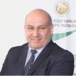 (Հայերեն) ՀԱԱՀ ռեկտոր Հրաչյա Զաքոյանի ուղերձը Ուսանողների միջազգային օրվա կապակցությամբ