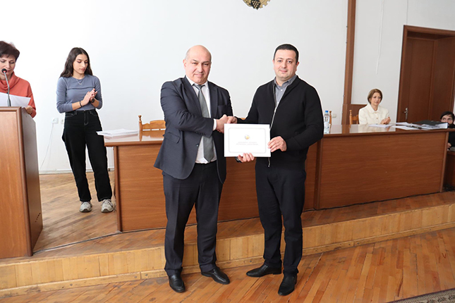 4e6ebec5-0f26-4a38-8ec8-e9a587c88766 4e6ebec5-0f26-4a38-8ec8-e9a587c88766