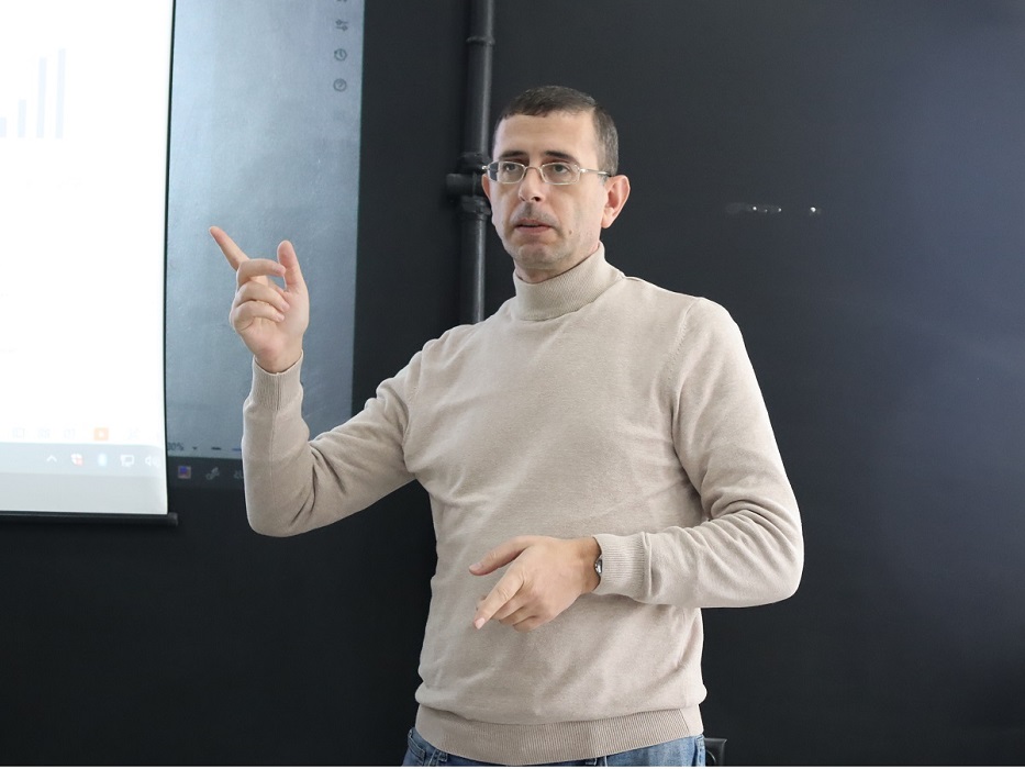 (Հայերեն) ՀԱԱՀ գիտական պարբերականը կարող է միջազգայնորեն ավելի տեսանելի դառնալ․ օգտակար բանախոսություն