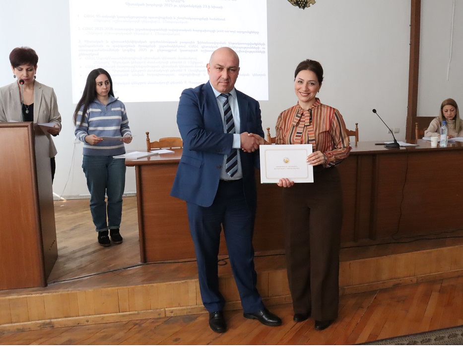 Ինչ գիտական արդյունք ենք առաջարկում եւ՝ ում․ արժանավորների հանդեպ գիտխորհուրդը ուշադիր է