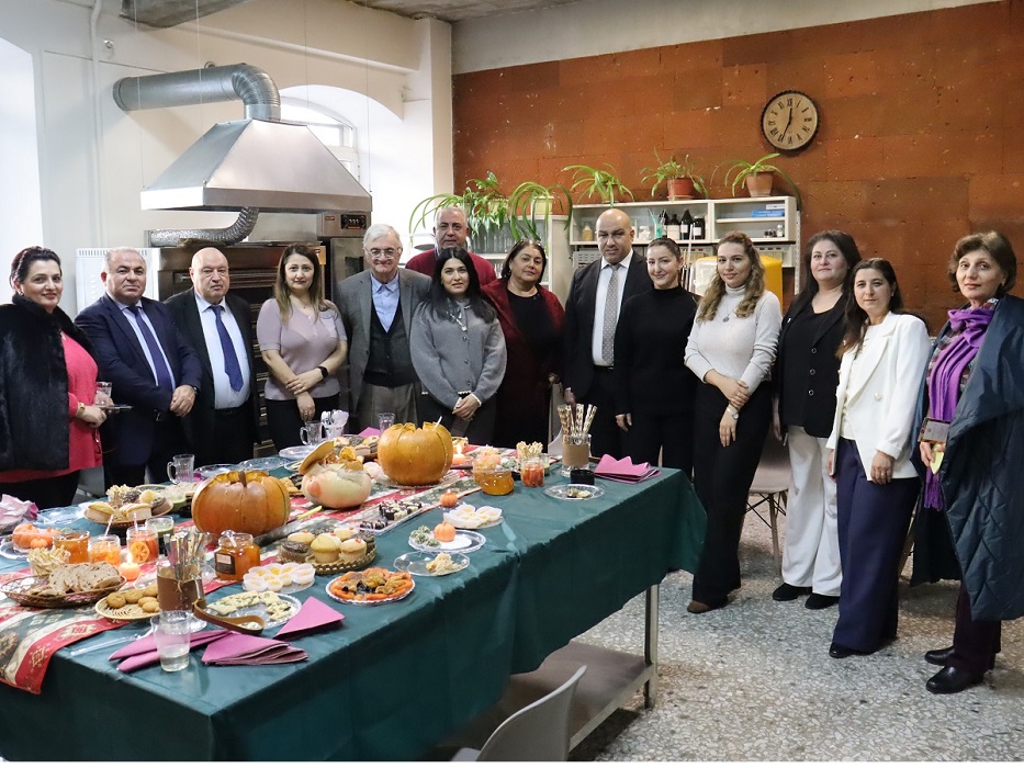 Տարեկան հաշվետվությունը Հացի, հրուշակեղենի եւ շոկոլադագործության լաբորատորիայում