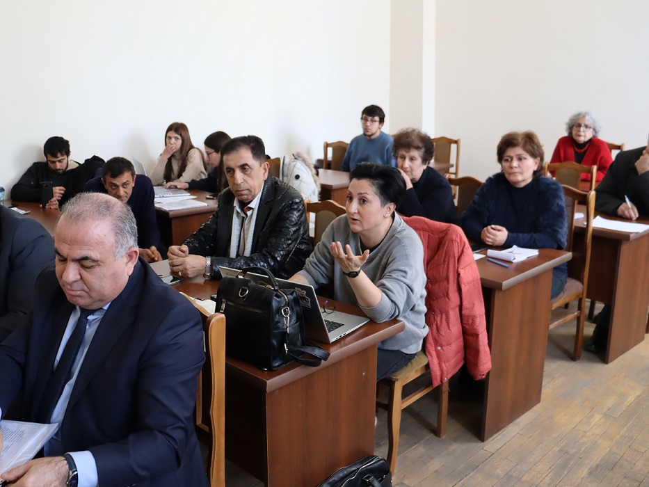 Учебный процесс: кафедры и деканаты внимательно следят за подготовкой к защите магистерских диссертаций