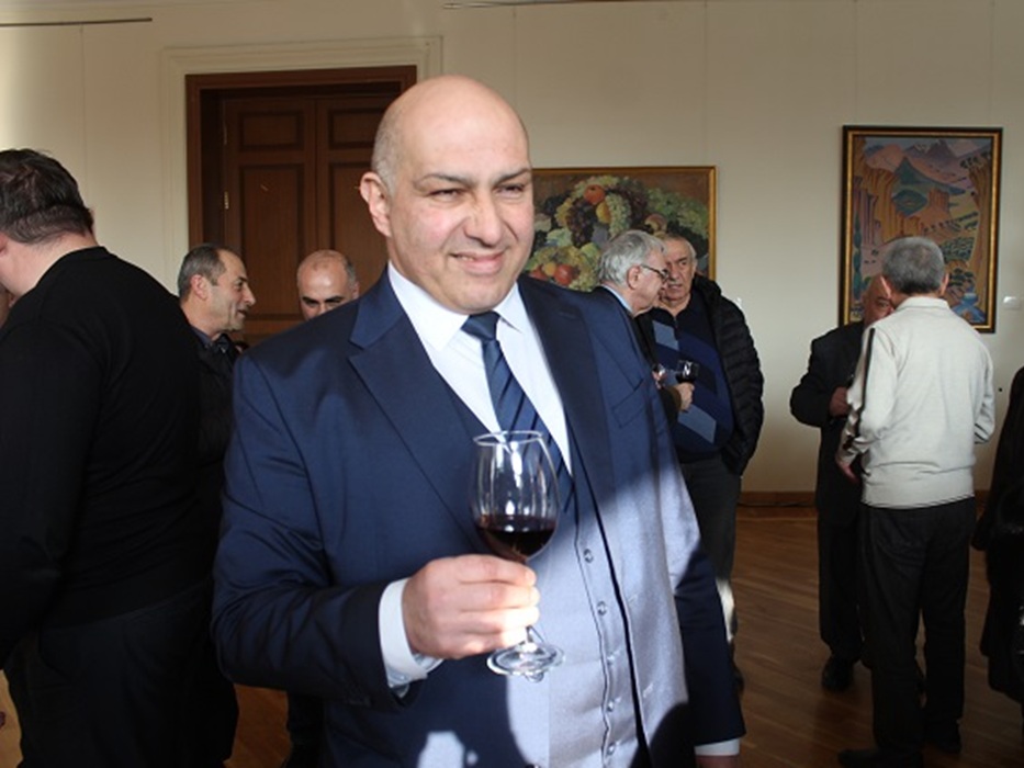 ՀԱԱՀ ռեկտոր Հրաչյա Զաքոյանի Ամանորի եւ Սուրբծննդյան ուղերձը