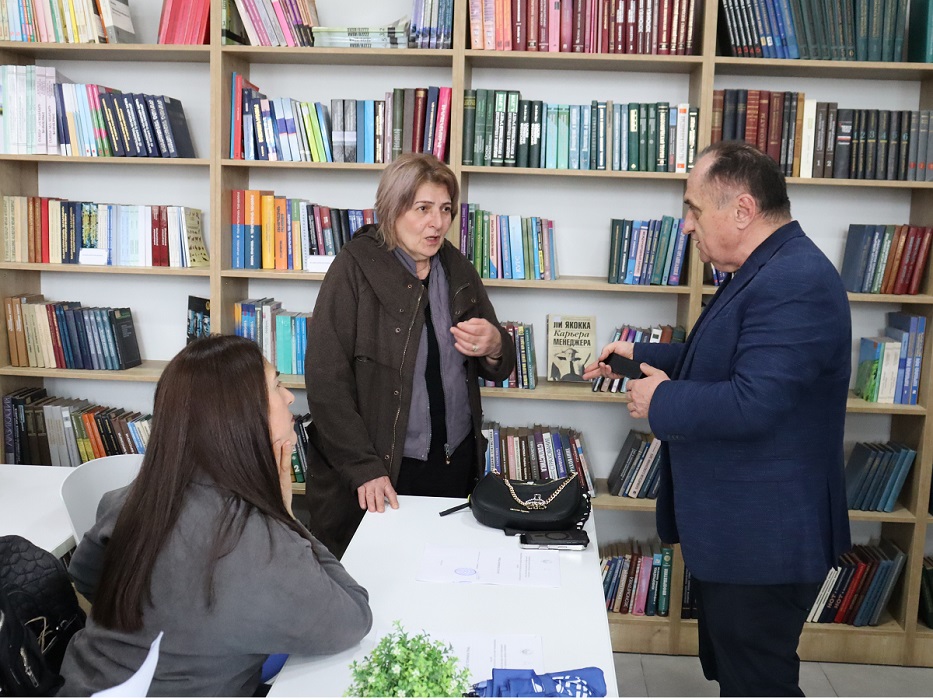 Դուալ կրթություն․ համալսարանն ավարտելուց հետո հենց այստեղ սկսել եմ ուսումնական վարպետից, խանդով էի նայում լաբորանտներին