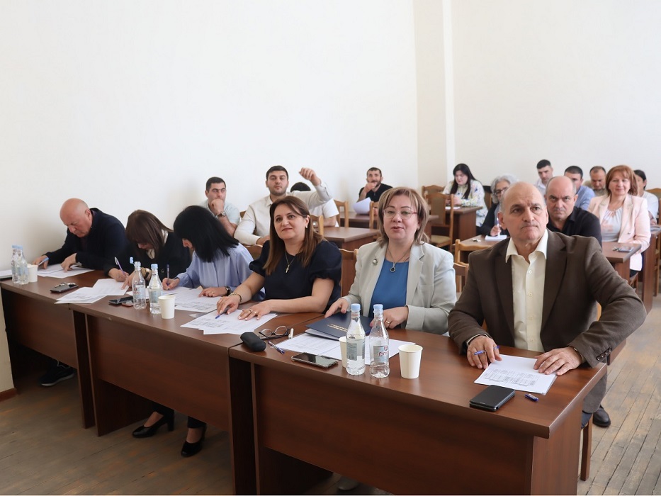 Ավարտաճառերը պաշտպանեցին Անտառագիտություն եւ Ագրոէկոլոգիա կրթական ծրագրերի ավարտական կուրսի ուսանողները
